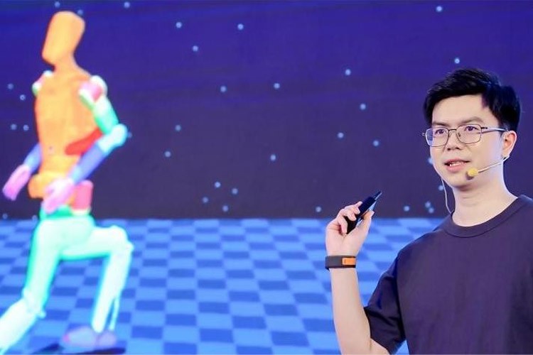 天才少年稚晖君pg电子直营机器人走路进场！AI模型做大脑，目标售价20万以内