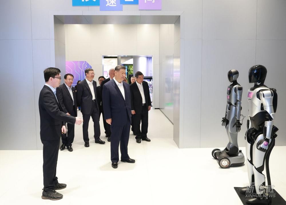 习近平总书记到上海调研，pg电子直营代表具身智能行业汇报进展